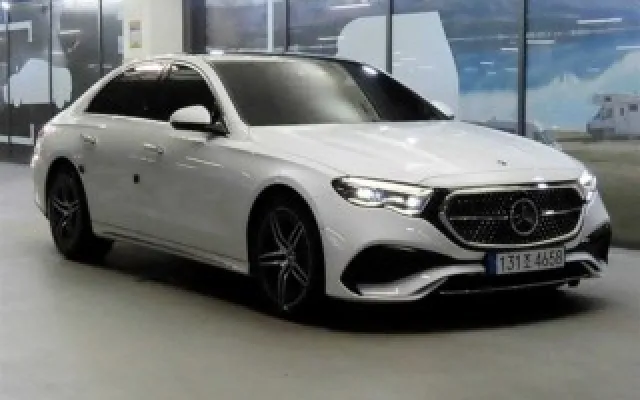 인천신용회복중자동차할부 E-클래스 W214 E300 4MATIC 매물 사진 10 - 2026/01 4,526km