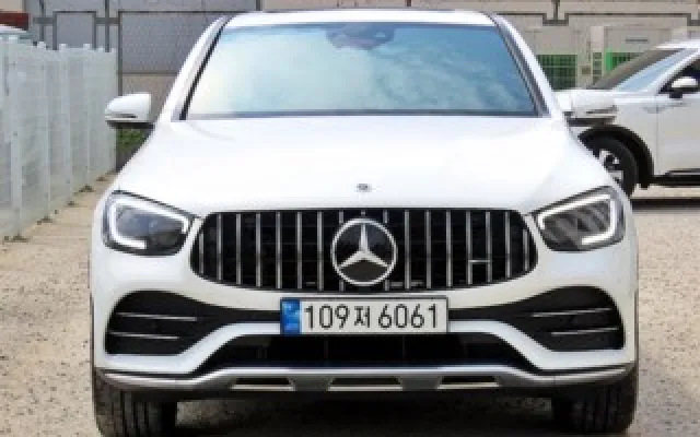 인천신용회복중자동차할부 GLC클래스 X253 AMG GLC 43 4MATIC 쿠페 매물 사진 1 - 2022/03 80,151km