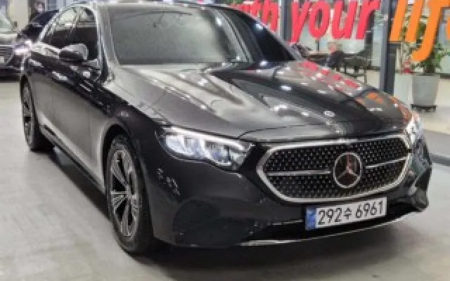 인천신용회복중자동차할부 E-클래스 W214 E200 매물 사진 16 - 2025/11 7,267km